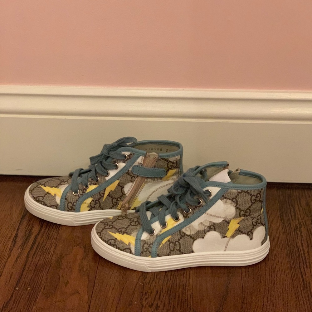 Never worn Little girls Gucci high tops